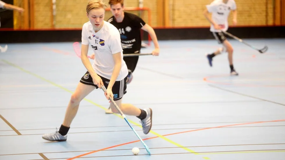 Enköpings IBK går säsongens svåraste match till mötes: Loke på bortaplan.