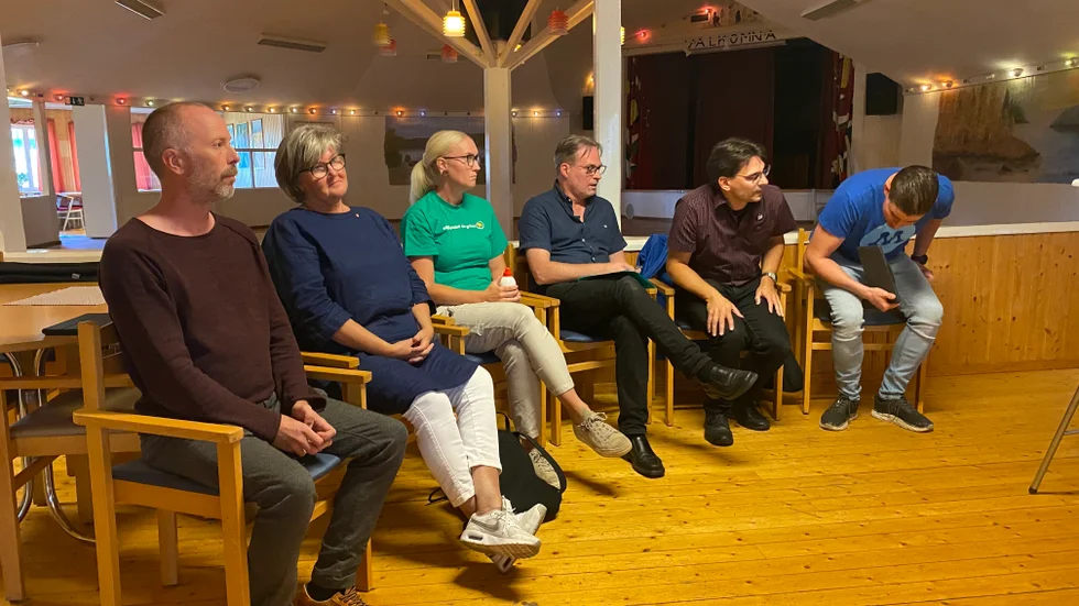 Sex partier ställde upp i paneldebatten hos Kommunal i Vimmerby.