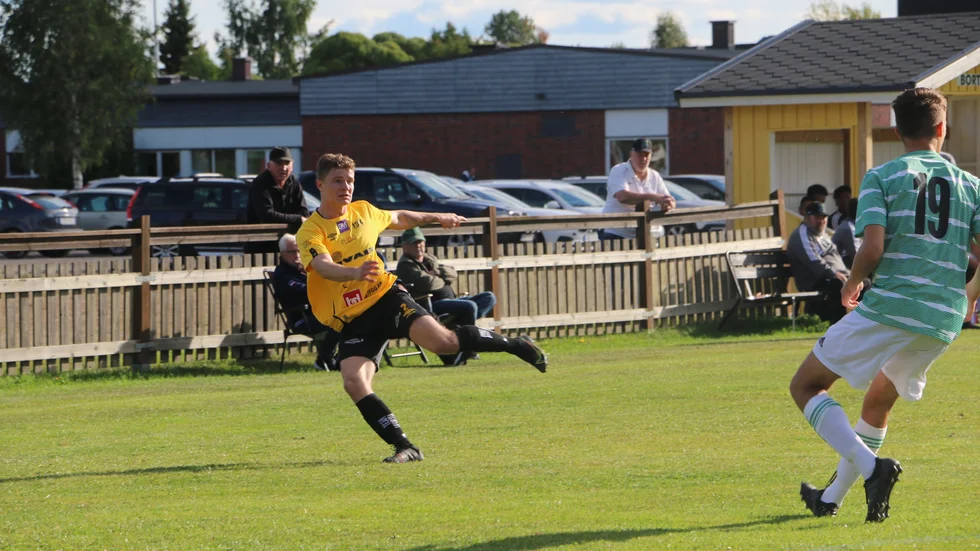 Infjärdens SK förlorade länsderbyt mot Notviken med 2–3.