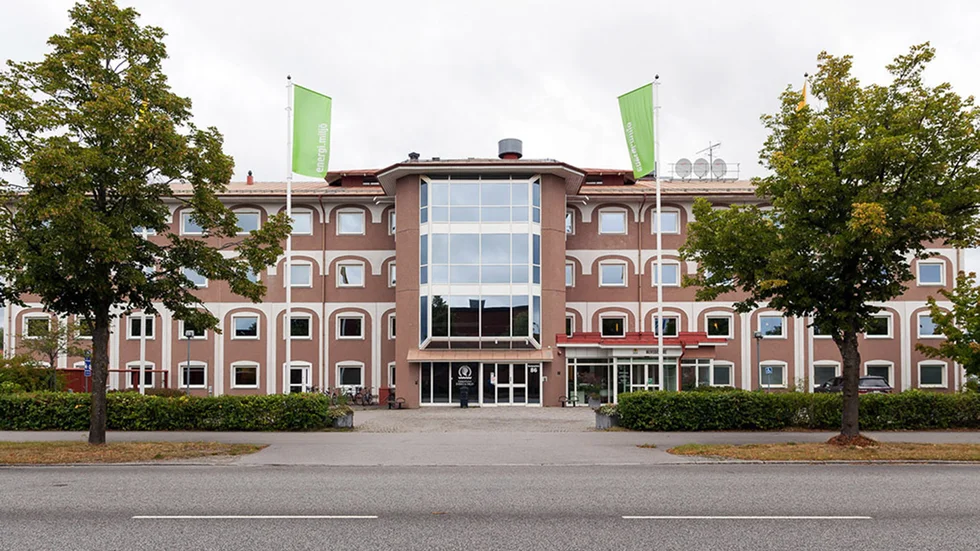 De tre senaste vd:arna har fått lämna bolaget under uppseendeväckande former. Och nu riskerar en fjärde att vara vingklippt. Ansvaret ligger på styrelserna.