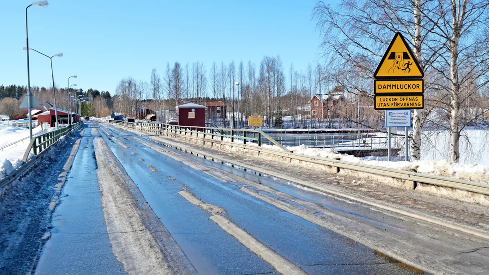 Det blev nyligen 40 km/timme som högsta hastighet på denna väg. Någon ytterligare sänkning tänker politikerna inte göra. 
