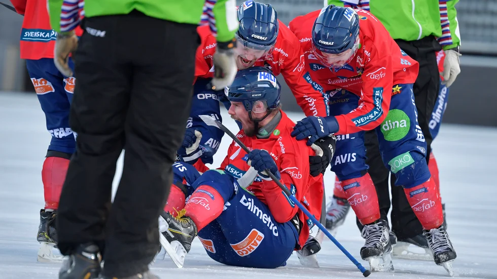 Edsbyn pausar sin verksamhet i väntan på fler svar på coronatester. Arkivbild.