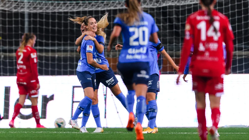 Felicia Rogics Eskilstuna United ställs mot överkomligt motstånd i cupens gruppspel.