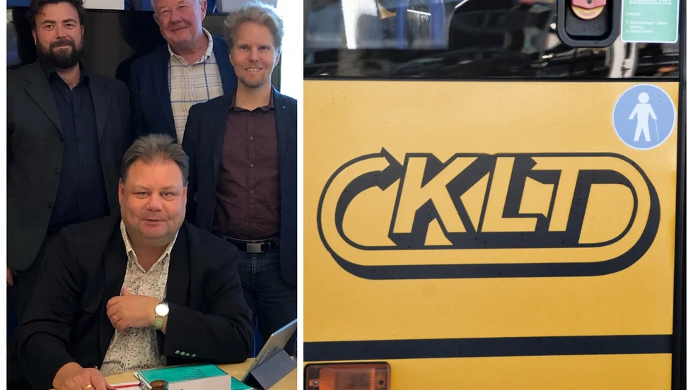 Kollektivtrafiknämnden (stående från vänster): Pelle Skogberg (C), Roland Åkesson (C), Björn Brändewall (L). Sittande: Peter Wretlund (S).