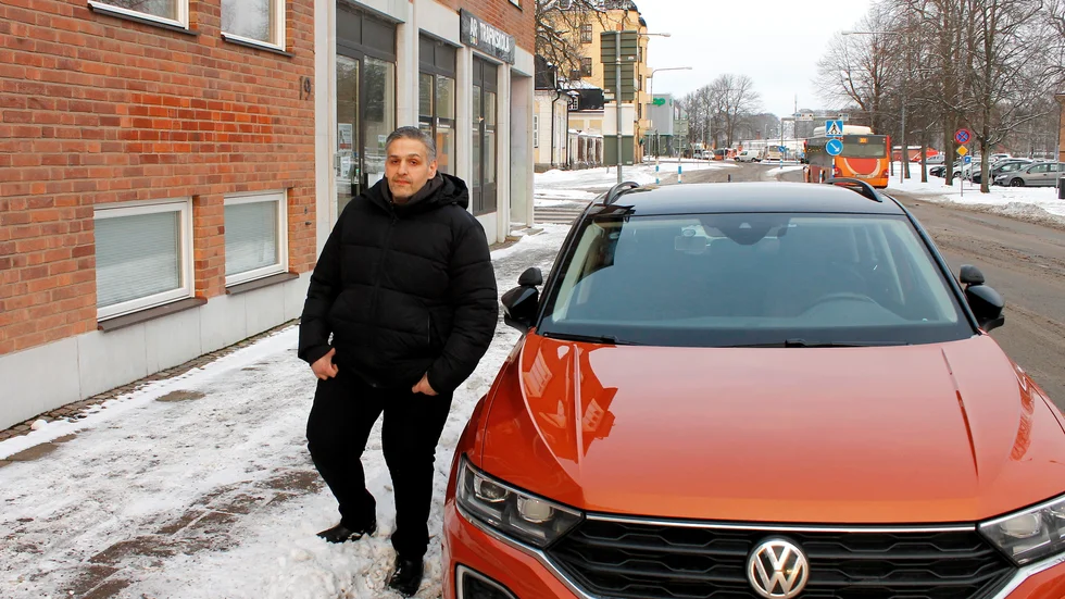 "Anpassa farten och planera körningen i god tid. Kör inte för fort", säger Ramo Alilovic.