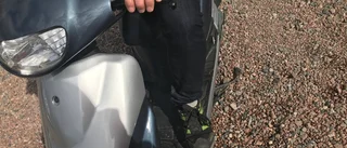 Lät sonen köra moped – ställs nu inför rätta