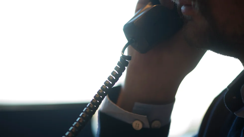 "Jag hade inget tålamod med mina barn. Barnen var rädda för mig", berättar en person som ringde in till telefonlinjen.