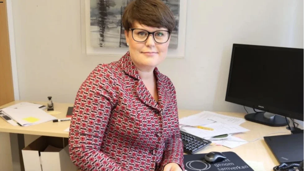 "En fördel med organisationen på Rönnskär är att avdelningarna kan arbeta ganska självständigt och där det behövs samspel mellan avdelningar har vi till exempel gått över till använda telefonen i så hög grad som möjligt", berättar Karin Ahnqvist.