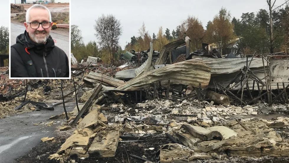Lars Gjörloff (Lilla bilden) väntar med spänning på ett andra äganderättsmöte till brandruinen efter slakteriet. Mötet är uppskjutet på grund av risken för coronasmitta eftersom lantmäteriet har mötesstopp.