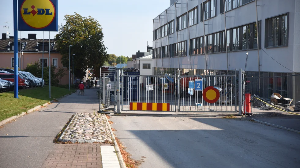 Den här delen av Bergslagsvägen ned mot centrum vill de styrande partierna, S, C och KD, göra om till ett lågfartsområde för 14,6 miljoner kronor. 