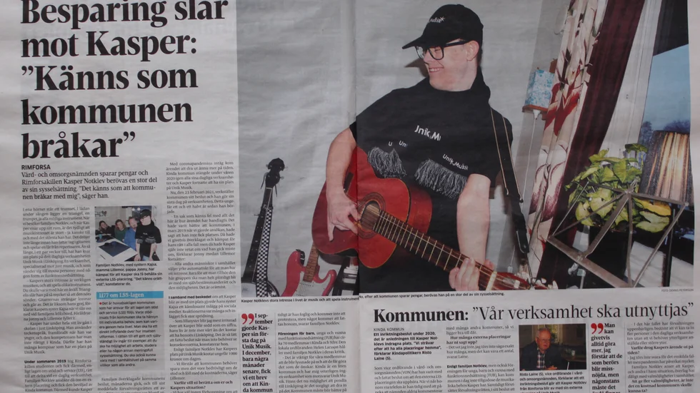 Kasper Notklev älskar musik. Konsekvenserna för honom lyfter behovet av musik som inslag i den dagliga verksamheten i Kinda, menar lokala FUB-föreningen.