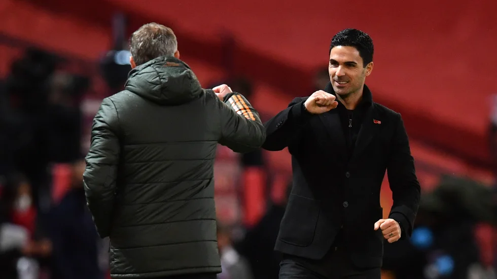 Manchester Uniteds tränare Ole Gunnar Solskjær och Arsenals dito Mikel Arteta har båda varit ifrågasatta under säsongen – men är alltjämt kvar på sina jobb. Arkivbild.