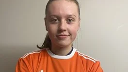 Målvakten Agnes Vilén från Norrby SK i Sala ansluter till ESK samtidigt som hon ska gå fotbollsgymnasium i Enköping.