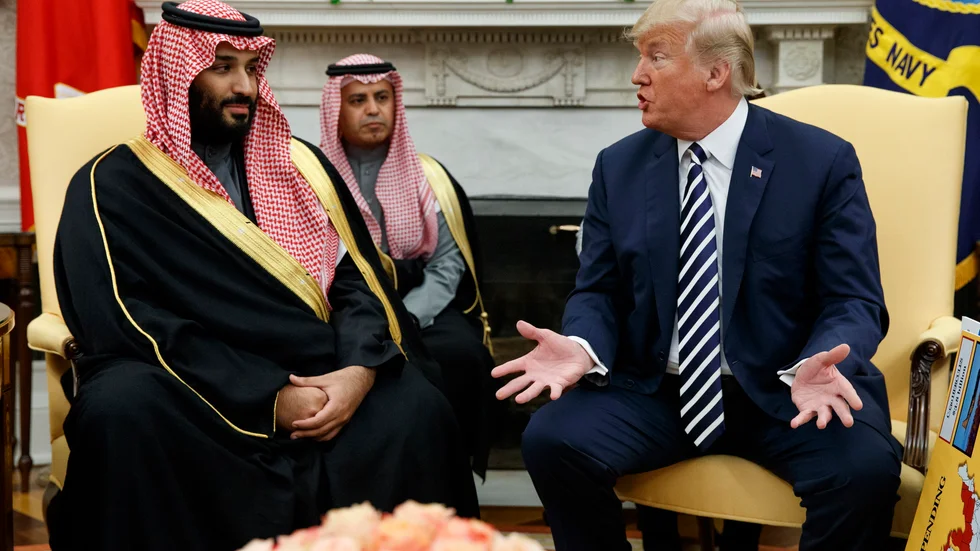 President Trump, som ogillar och motarbetar en rad av USA:s allierade demokratier, ses här med en potentat han gynnar och urskuldar, saudiske kronprinsen bin-Salman, ökänd för styckmordsmetoder.  