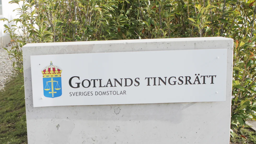 Tingsrättend har dömt en 27-åring för olaga hot. 