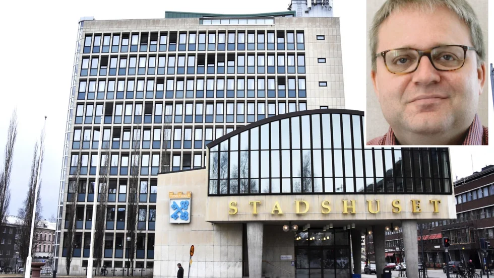 Förvaltninsgrättens preliminära bedömning är att Luleå kommun bröt mot lagen när fullmäktige genomfördes delvis digitalt och Carina Sammeli (S) utsågs till nytt kommunalråd. "Vi inser att ärendet är angeläget men jag kan inte utfästa några tidsramar för när det slutligt har avgjorts av oss", säger David Munck, föredragande jurist.  