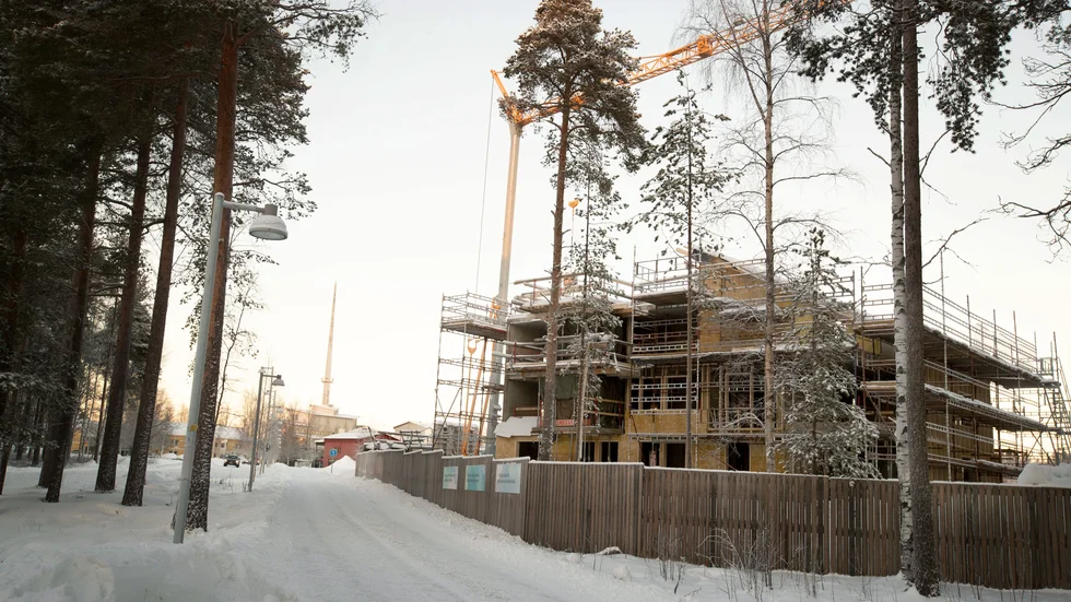 Gymnasieeleverna har jullov och det är ingen aktivitet just nu på elevbygget vid Acusticum. 