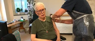 Han fick första dosen vaccin i Motala