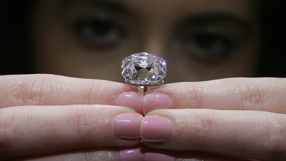 Juvelerarfirman Tiffany & Co tappade 29 procent av sin försäljning under andra kvartalet jämfört med motsvarande period förra året. Arkivbild.