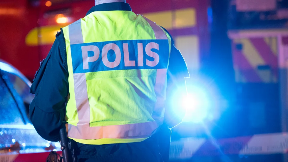 Skribenten anser att det är dags att politikerna och polisen hjälper Bolidenborna.
