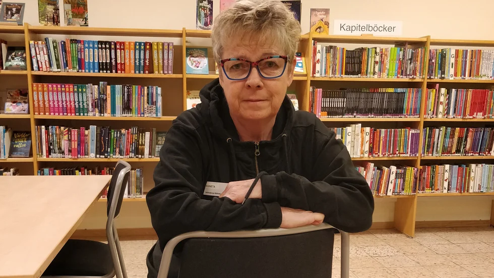 Agneta Hagelin som tidigare jobbade på biblioteket i Mjölby har fått uppdraget att leda ett litteraturprojekt för ökat läsande. 