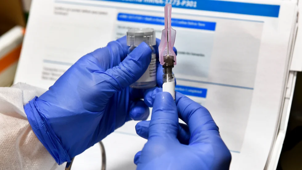 Moderna är på väg att ansöka om ett godkännande för sitt vaccin. Arkivbild.