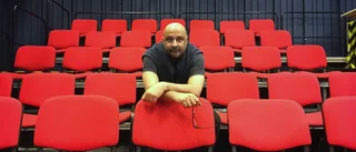 Utköpta chefens make: "Jag har donerat mitt arbete"