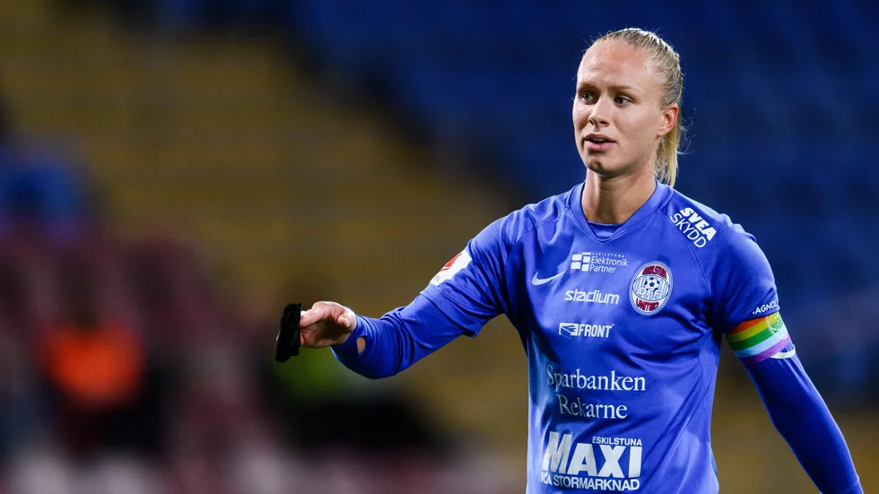 Matilda Plan tackar nej till U23-landslagets läger i Göteborg på grund av ryggproblem.