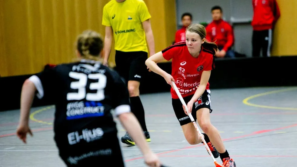 Ny förlust. Alda Magnadóttir och Stenhagen fick inkassera en ny förlust. Denna gång borta mot Älvsjö.
