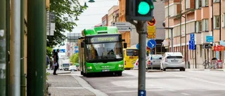 Inställd busstrafik efter stenkastning