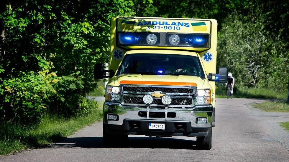 Utryckning med ambulans.