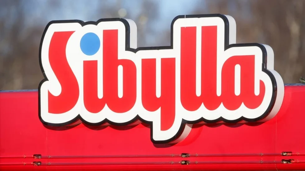 Stöld. En svart ytterrock försvann från Sibylla i Enköping.