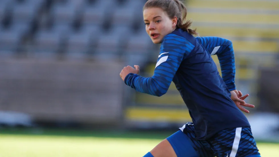 Chloe Erikssons stora mål för säsongen är redan avklarat. Nu siktar hon på fler minuter och inom kort en startplats i Uniteds elva. 