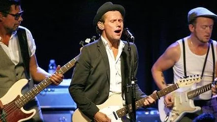 Bo Kaspers Orkester har hunnit släppa åtta album och har många bra låtar att välja bland. På Katalin var de jazzigaste numren allra bäst.
