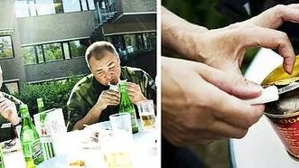 Rickard Lindqvist och John Zettergren avnjuter en surströmmingslunch på Enköpings garnison.
