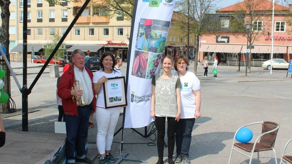 Enköping. Nu med på Fairtrade-tåget