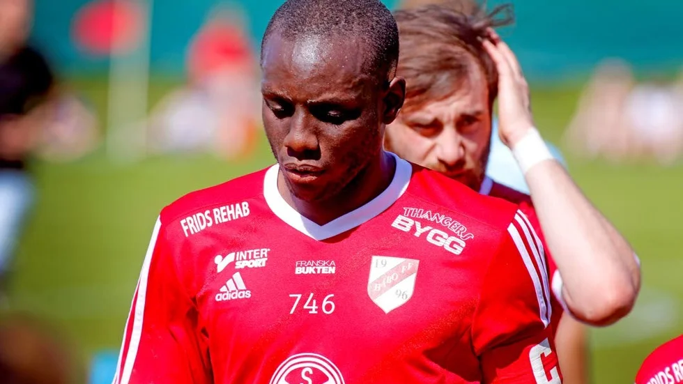 Tillbaka. Lagkapten Heradi Simba.