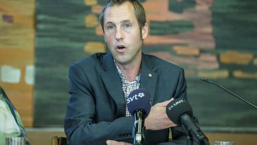 Erik Pelling (S)