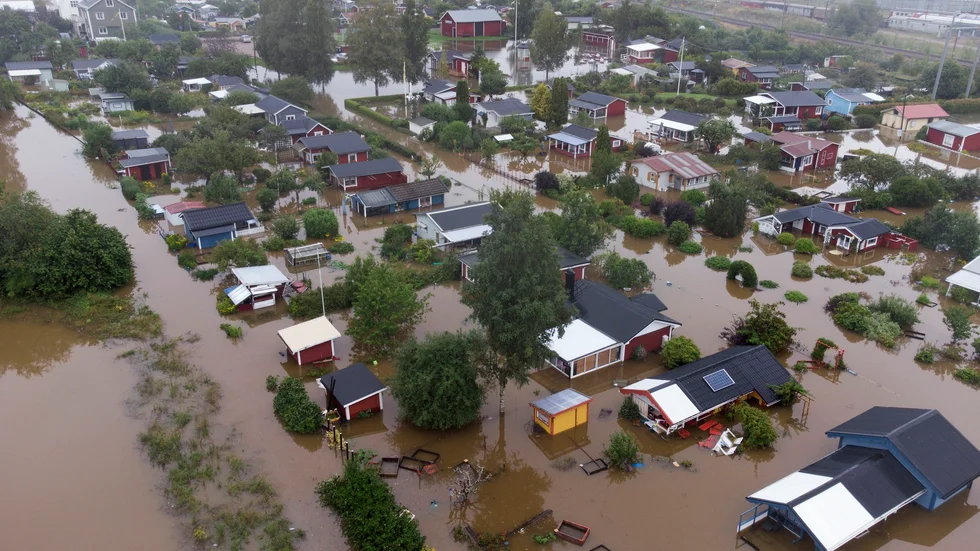 Bilden är från ett översvämmat bostadsområde i Gävle sommaren 2021.