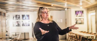 Politik och stickning i urpremiär