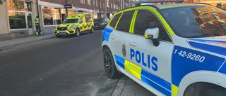Påkört barn fördes till sjukhus med ambulans
