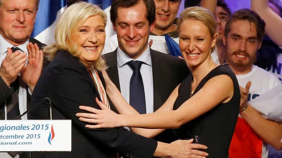 Segervittring. Marine Le Pen och Marion Marechal-Le Pen efter första omgången i de franska regionalvalen.