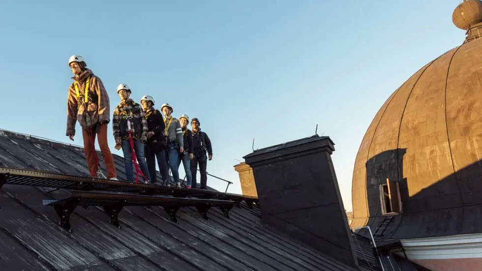 Takvandring från slottets norra torn.
