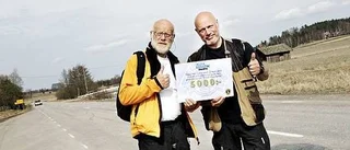 Marsch mot cancer i Uppland