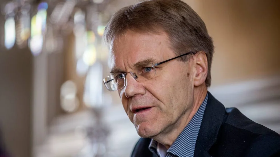 ”Jag bedömde det som uteslutet att minska miniminivån så kraftigt och mitt förslag om tio familjegrupper var det som lämnades till det regionala samverkansrådet” säger landshövding Göran Enander.