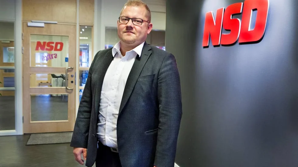 Anders Ingvarsson, NSD:s före detta chefredaktör, kartlades av nazist med hemmagjort lönnmordsvapen.