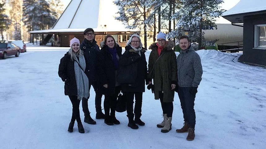 Från vänster: 
Julia Mårdestam, projektassistent, Fredrik Fredriksson, Creative director, Sandra Erkki, projektledare, Helena Rönnmark, informatör Polarbrödsgruppen, Johanna Grimståhl, vd, Marcus Bodin, Booga Produktion AB.