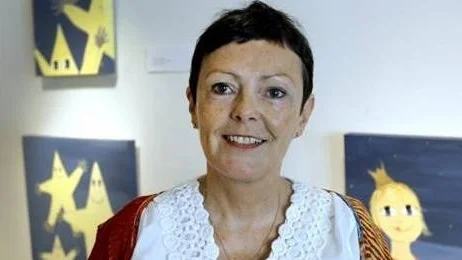 Monica Arvidson W bjuder på en annorlunda sagostund med kombinerad utställning och barnbok.