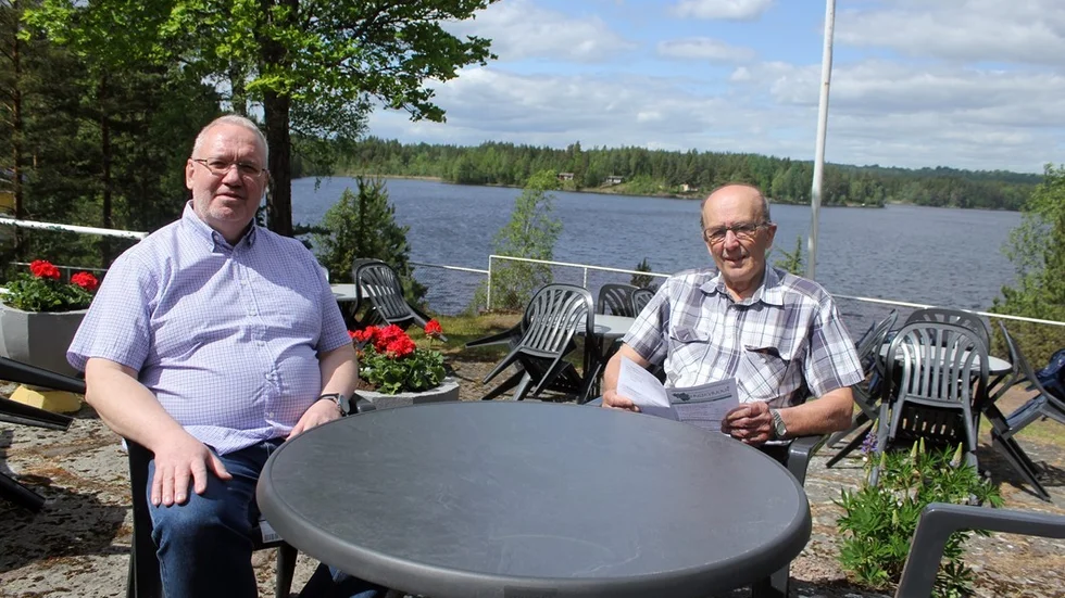 Björn Magnusson och Torbjörn Wirsenius ser fram emot att få inleda sommarsäsongen på lördag med en sångkväll, den första av tolv.