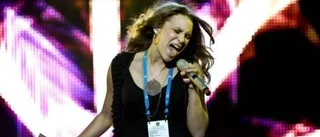 Sarah Dawn Finer lyfter mot finalen